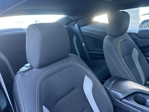 Used 2017 Chevrolet Camaro SS image 31