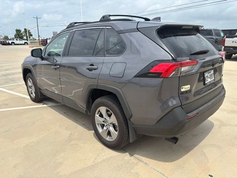 Used 2025 Toyota RAV4 XLE w/ Convenience Package FWD image 4