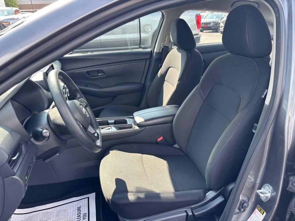 Used 2025 Nissan Sentra S FWD image 12