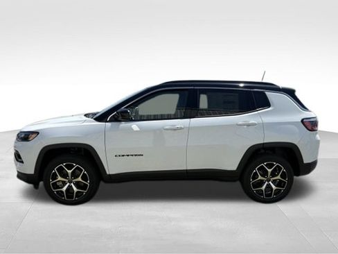 New 2026 Jeep Compass Limited AWD/4WD image 11