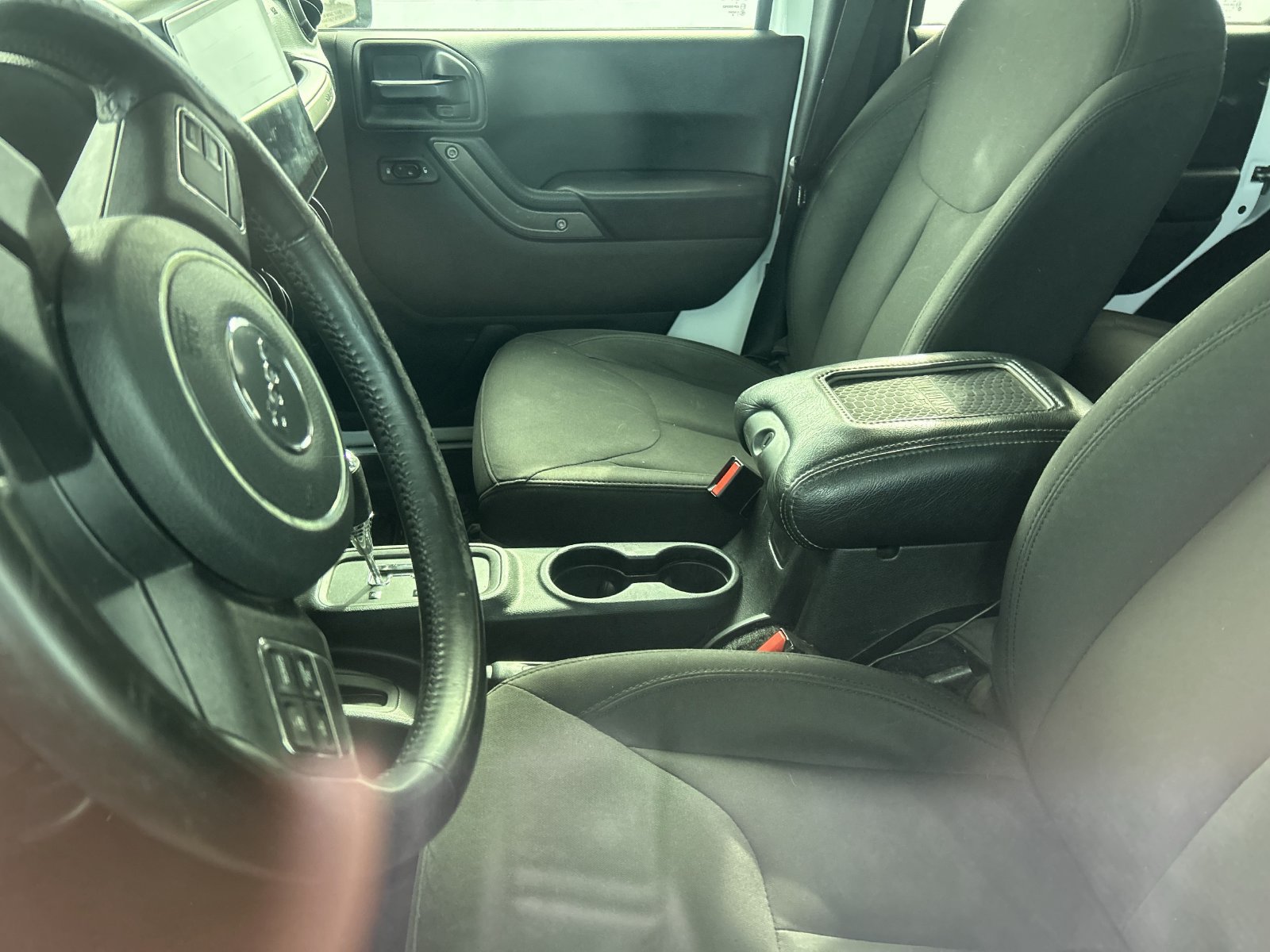 Used 2018 Jeep Wrangler Unlimited Sport S AWD/4WD image 12