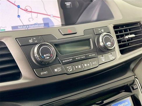 Used 2016 Honda Odyssey Touring Elite image 16