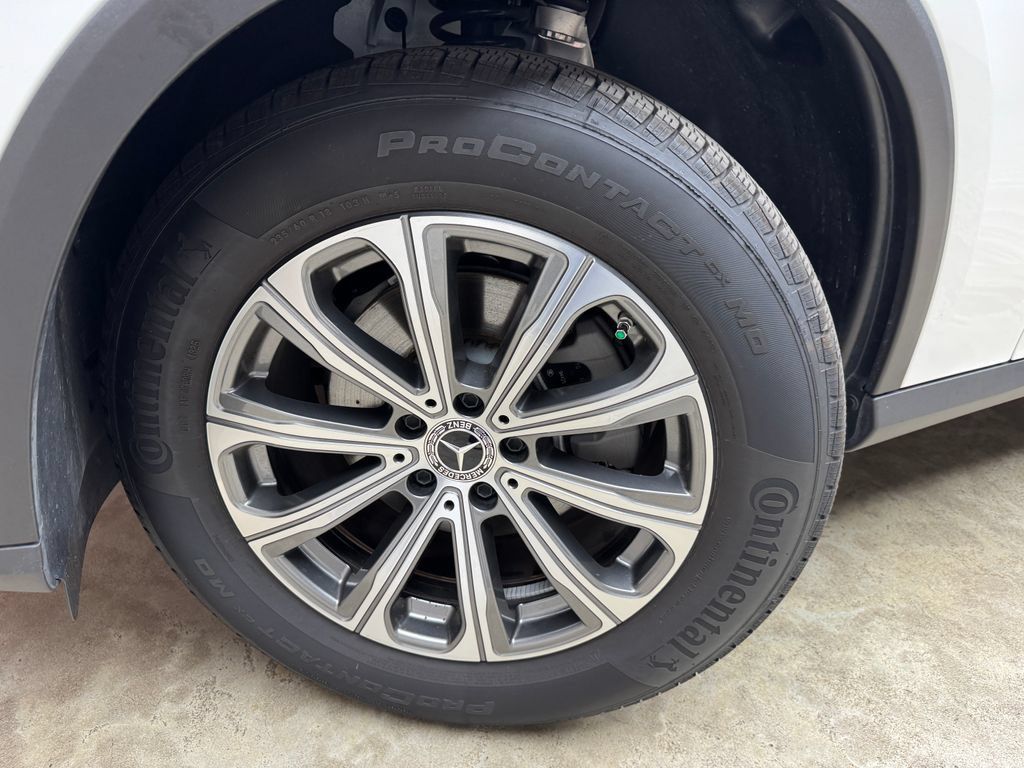 Certified 2026 Mercedes-Benz GLC 300 4MATIC image 27