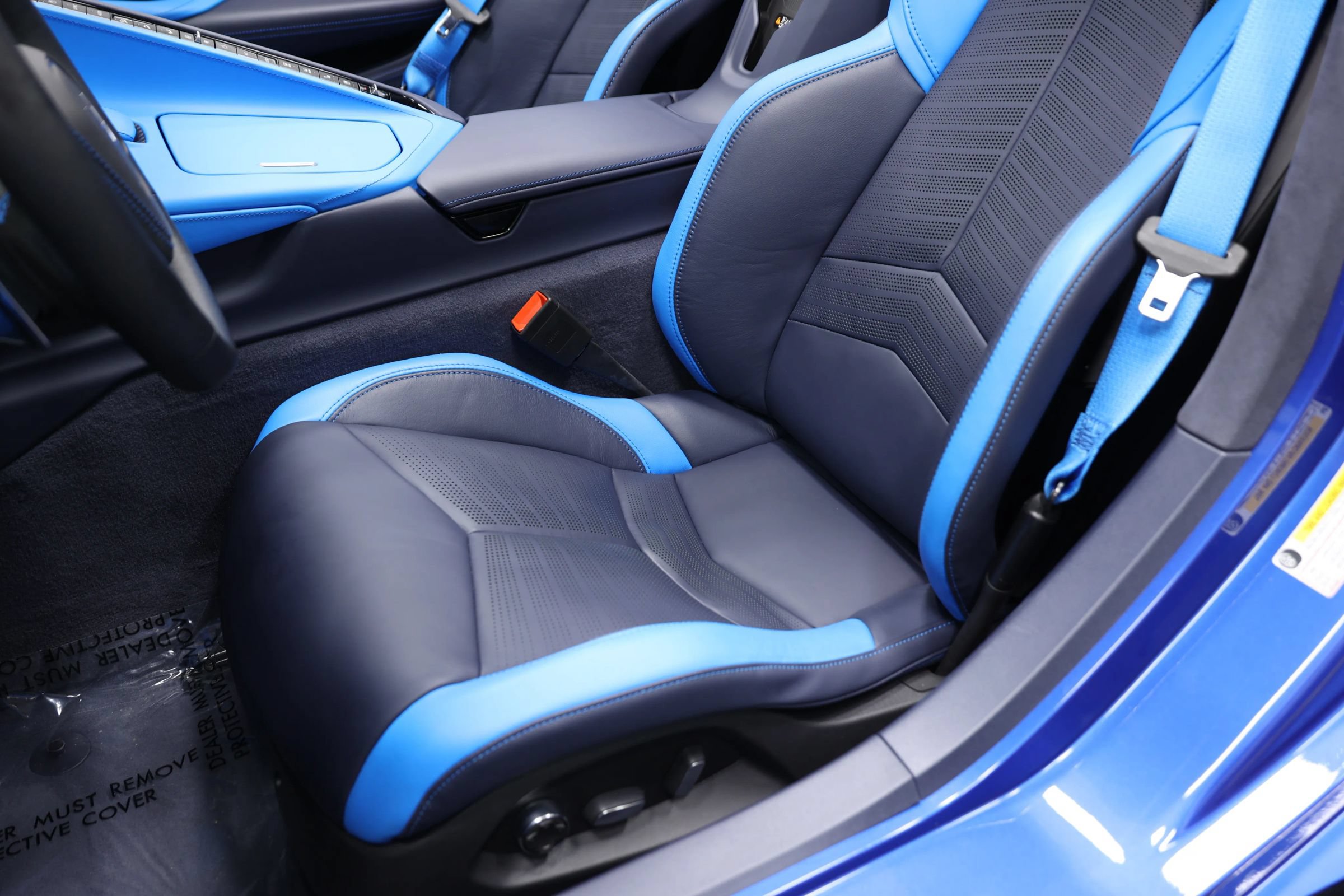 Used 2021 Chevrolet Corvette Stingray Premium Cpe w/ 3LT RWD image 26