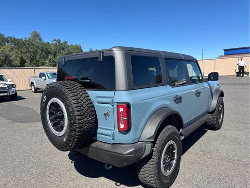 Used 2023 Ford Bronco Badlands w/ Sasquatch Package image 5