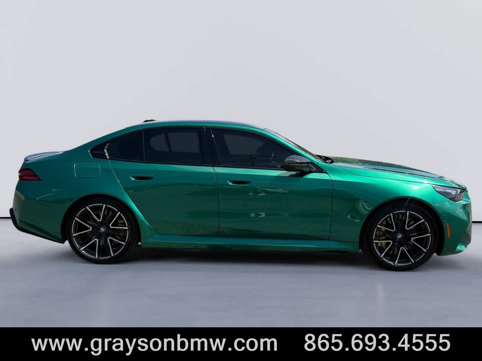 Used 2025 BMW M5 w/ Carbon Package AWD/4WD image 2