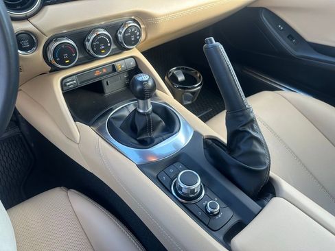 Used 2024 MAZDA MX-5 Miata RF Grand Touring w/ Weather Package image 20