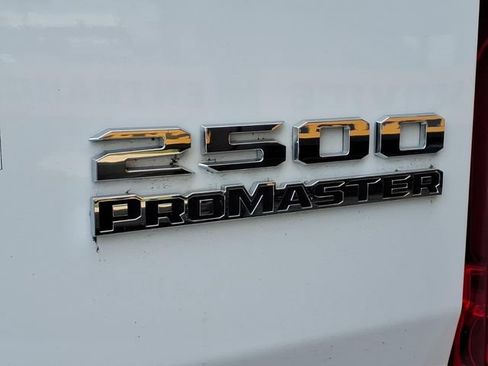 Used 2024 RAM ProMaster 2500 w/ Convenience Group FWD image 20