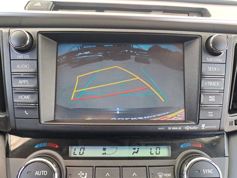 Used 2016 Toyota RAV4 XLE image 24