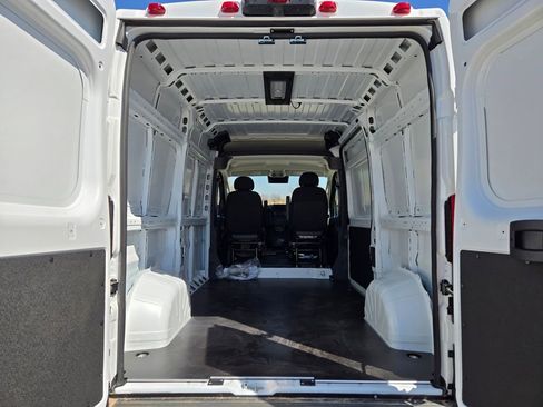 New 2025 RAM ProMaster 1500 w/ Cold Weather Group FWD image 24
