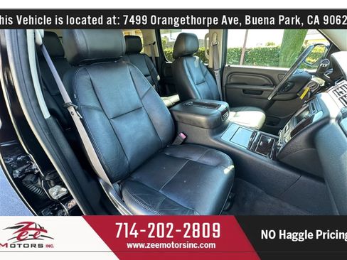Used 2011 GMC Yukon XL Denali AWD/4WD image 21