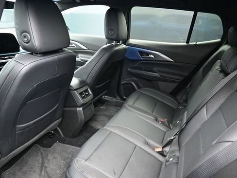 Used 2025 Chevrolet Equinox EV LT w/ Convenience Package FWD image 13