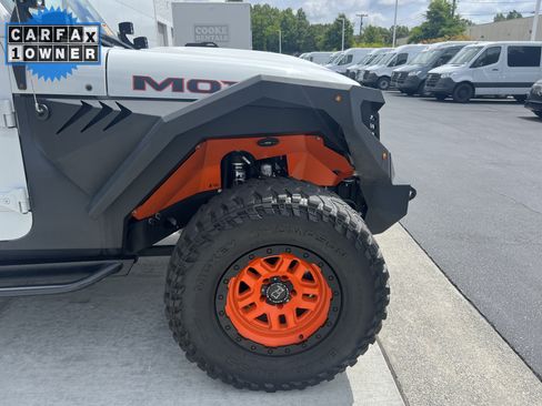 Used 2020 Jeep Gladiator Mojave AWD/4WD image 13