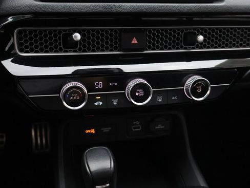 Certified 2022 Honda Civic Sport image 21