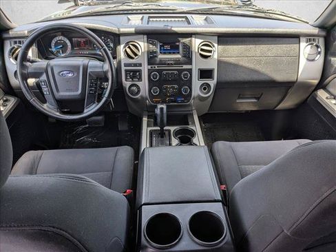 Used 2016 Ford Expedition EL XLT AWD/4WD image 16