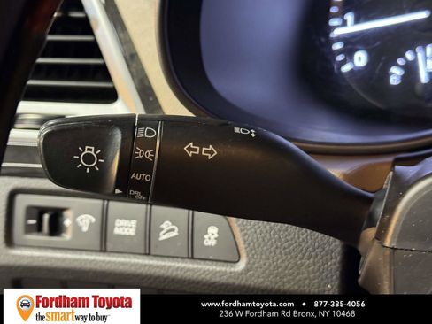 Used 2017 Hyundai Santa Fe Sport image 20