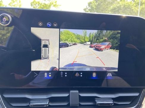 Used 2025 Chevrolet Equinox RS w/ Safety and Technology Package FWD image 27