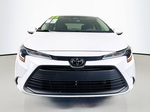 Used 2023 Toyota Corolla LE w/ LE Premium Package image 11