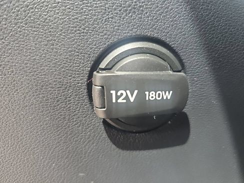 Used 2025 Hyundai Santa Fe Limited AWD/4WD image 44
