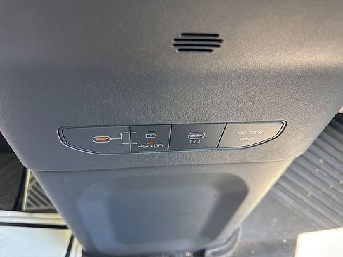 Used 2024 Kia EV9 GT-Line AWD/4WD image 17