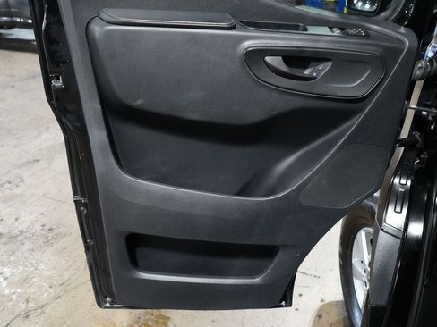 Used 2020 Mercedes-Benz Sprinter 2500 image 20