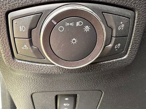 Used 2019 Ford F250 Lariat w/ Lariat Value Package image 14