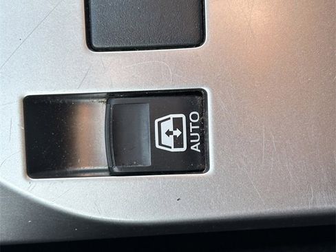 Used 2024 Toyota 4Runner SR5 image 27