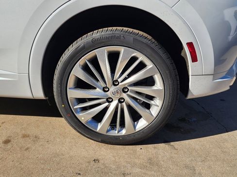 New 2026 Buick Envision Avenir image 57