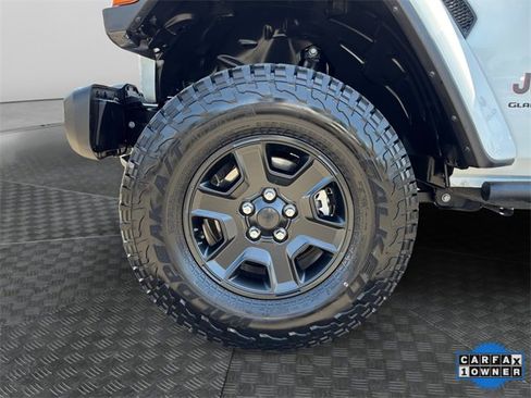 Used 2023 Jeep Gladiator Mojave w/ Safety Group image 14