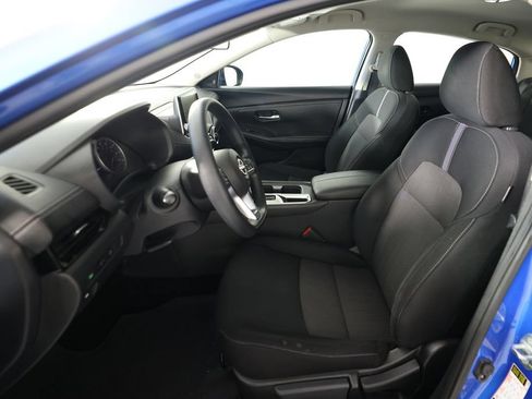 Used 2024 Nissan Sentra SV FWD image 13