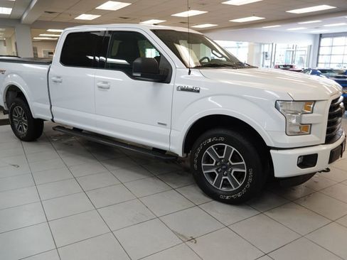 Used 2015 Ford F150 XLT w/ Equipment Group 301A Mid image 8