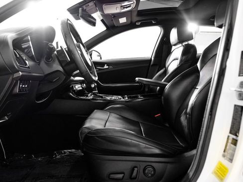 Used 2022 Kia Stinger GT-Line w/ Sun & Sound Package image 4