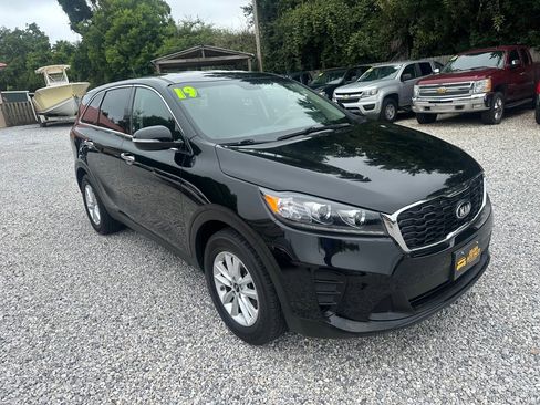 Used 2019 Kia Sorento L image 1
