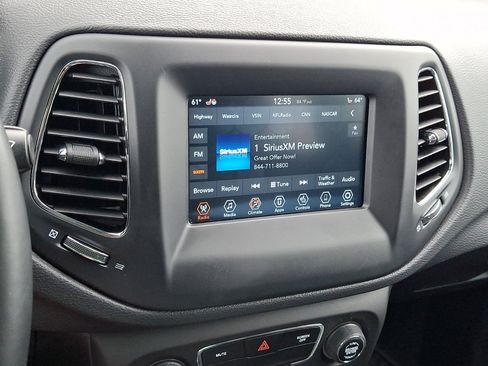 Used 2020 Jeep Compass Latitude w/ Cold Weather Group AWD/4WD image 25