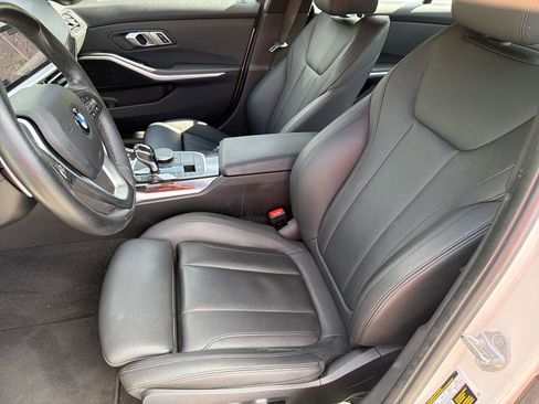 Used 2019 BMW 330i Sedan w/ Convenience Package RWD image 17