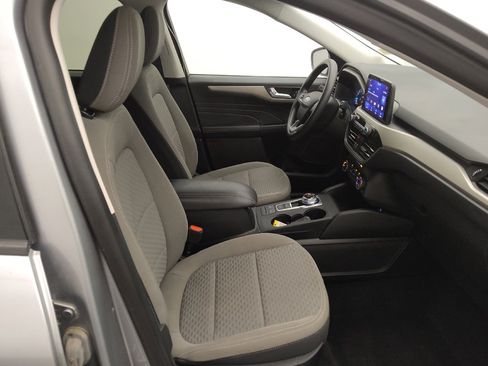 Used 2021 Ford Escape SE FWD image 21