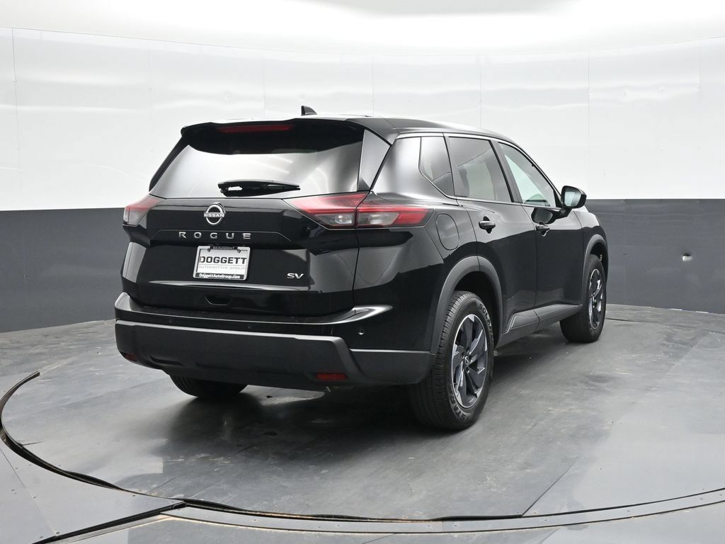 Used 2024 Nissan Rogue SV FWD image 7