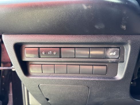 Used 2024 Mitsubishi Outlander SE AWD/4WD image 16