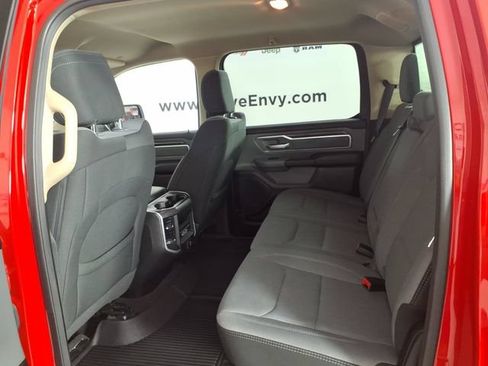 Used 2020 RAM 1500 Big Horn AWD/4WD image 9