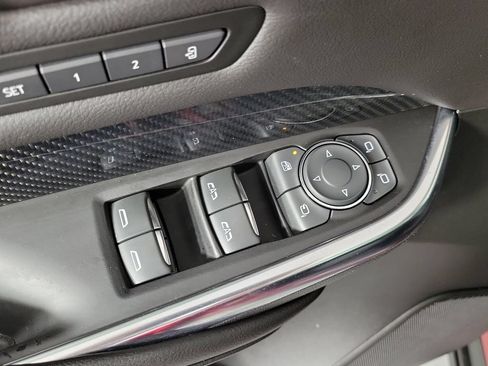 Used 2022 Cadillac XT4 Sport w/ Enhanced Visibility Package FWD image 20