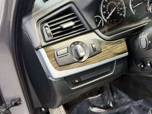 Used 2015 BMW 550i xDrive w/ M-Sport Package AWD/4WD image 8