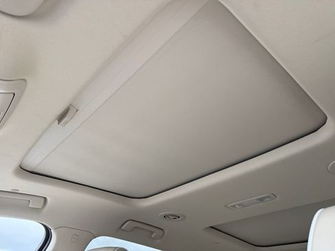 Used 2023 Buick Enclave Avenir w/ Avenir Technology Package AWD/4WD image 52