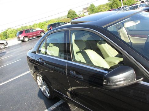Used 2014 Mercedes-Benz C 300 4MATIC Sedan image 46
