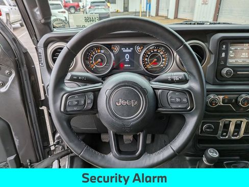 Used 2018 Jeep Wrangler Sport AWD/4WD image 15