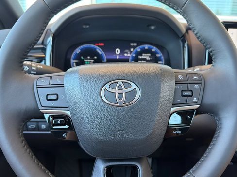 New 2026 Toyota Camry XSE FWD image 25
