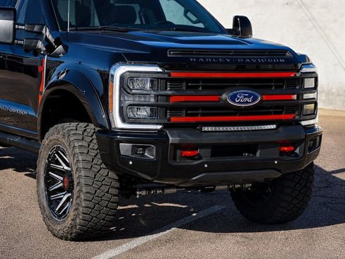 Used 2023 Ford F250 Lariat w/ Lariat Ultimate Package AWD/4WD image 10