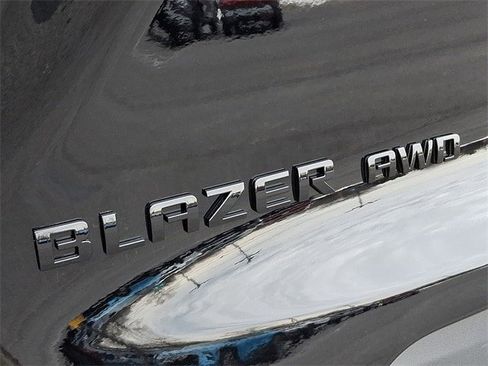 New 2026 Chevrolet Blazer LT w/ Midnight/Sport Edition image 16