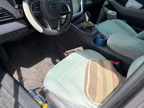 Used 2021 Subaru Outback Premium image 8