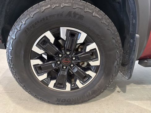 Used 2024 Nissan Frontier PRO-4X w/ Off-Road Protection Package image 12