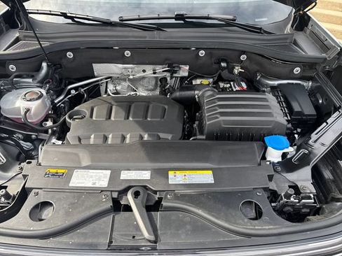 Certified 2025 Volkswagen Atlas SE AWD/4WD image 24
